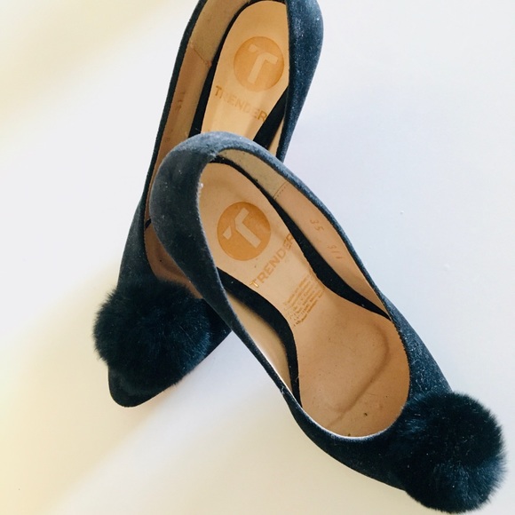 Black heels size 5 - Picture 3 of 5